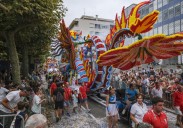 La magia de 'Pandora' reluce en la Gala Floral de Torrelavega