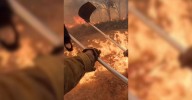 El impresionante vídeo en primera persona de un bombero en un incendio de Ourense: "¡Hay que largarse de aquí!"