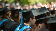 Carreras universitarias peor pagadas en México en 2025