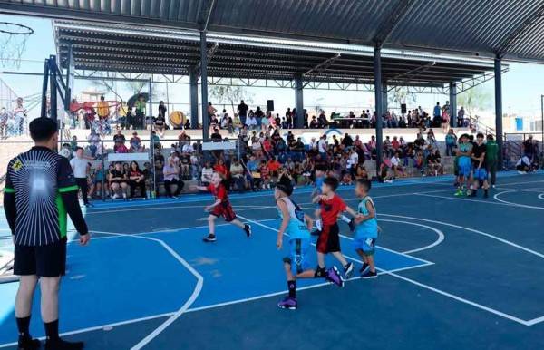Participan 600 niños en la Ruta del Deporte en tu Barrio