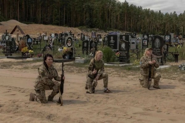La maternidad en el Ejército ucraniano
