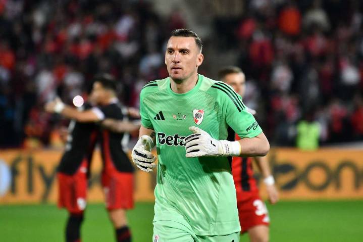 Con Armani como héroe, River venció por penales a Unión y pasó a cuartos de la Copa Argentina