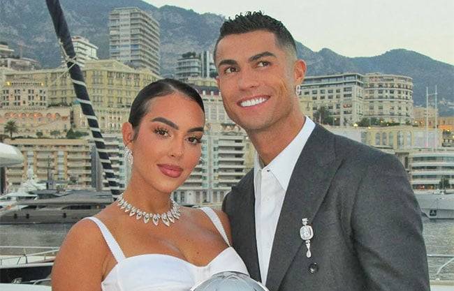 Georgina Rodríguez anuncia su compromiso con Cristiano Ronaldo con tremendo anillo