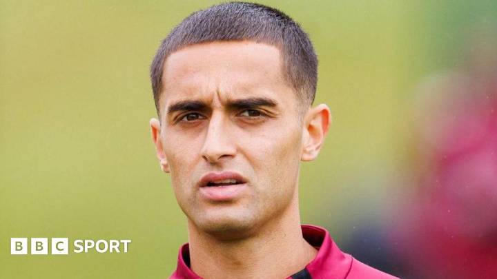 Dhanda joins Dundee after 'seven times a day' Murray calls