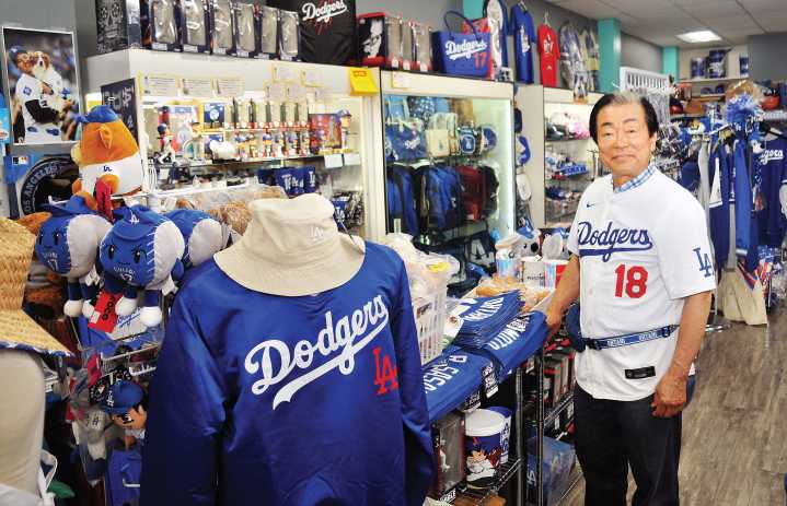 In Store and on Stage, a Community Fan Favorite