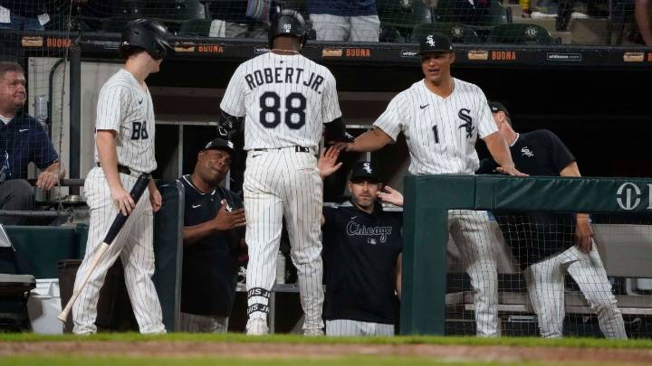 Fantasy baseball news: White Sox place Robert on IL; Brewers shuffle pitching staff