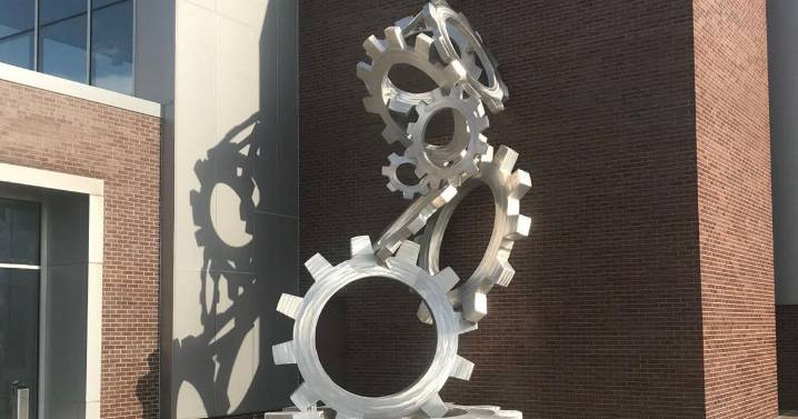 New sculpture symbolizes success at SIU’s Poshard Transportation Education Center