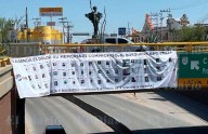 Familias de personas desaparecidas colocan lonas por toda la ciudad