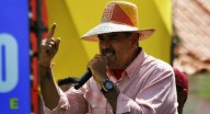 De intento terrorista y militar acusa Maduro a EUA