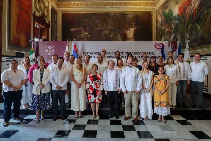 Joaquín Díaz Mena integra comité de la Feria Turística del Mundo Maya 2026 K´íiwik