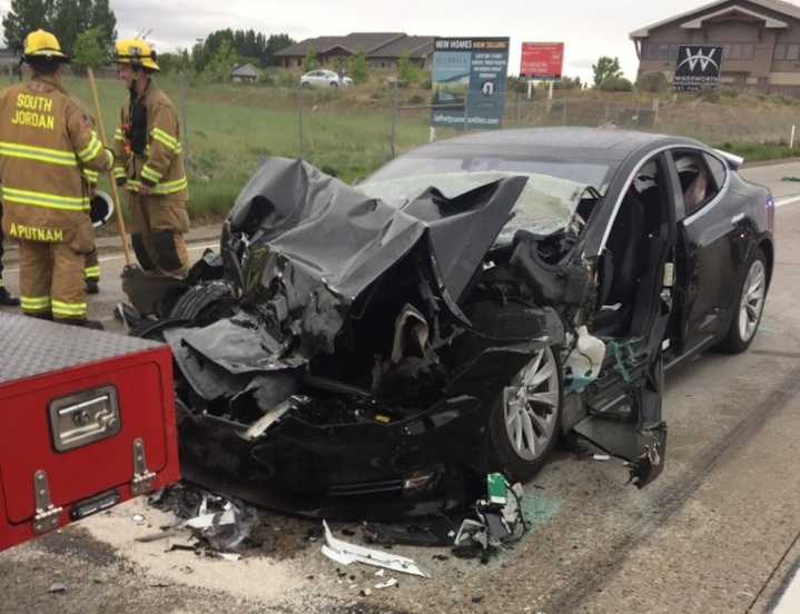 Tesla Autopilot legal issues add to challenges for local autonomous vehicle services