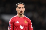Manchester United agree Antony transfer fee but face major complication with Real Betis