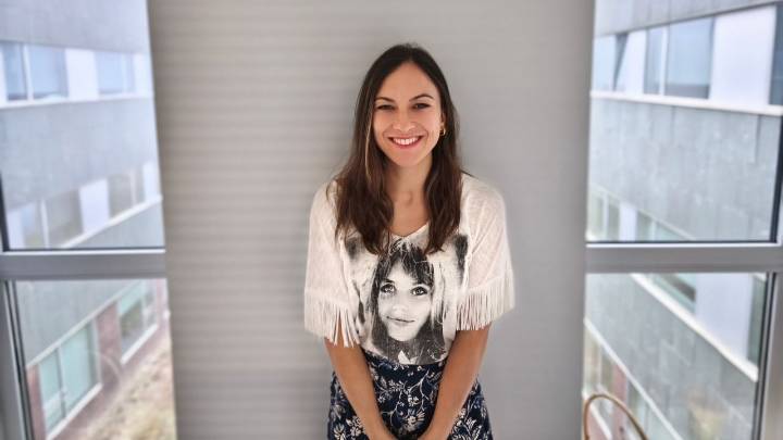 Vanessa Álvarez, geriatra: «El riesgo de deshidratación en época de calor es mayor en personas con demencia»