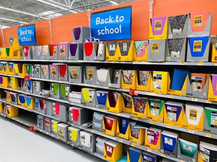 20 útiles escolares que puedes comprar en Walmart por menos de $10