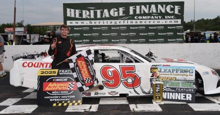 Bumgarner sweeps weekly series, holds commanding season lead at Hickory Motor Speedway
