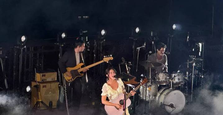 Gracie Abrams Red Rocks Show Shattered Expectations
