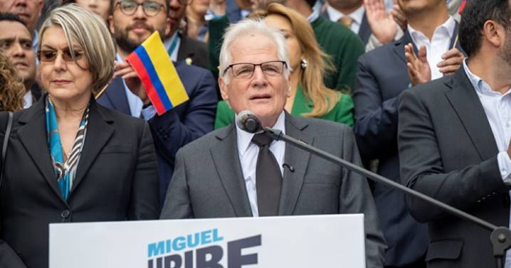 Padre del asesinado senador Miguel Uribe aspirará a la Presidencia de Colombia para combatir las injusticias