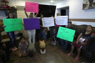 Familias de migrantes baleados por dos hermanos en Texas en 2022 logran acuerdo judicial