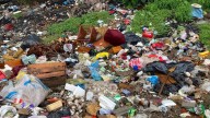 Permanece basura estancada a orillas del Estero del Infiernillo, en Mazatlán