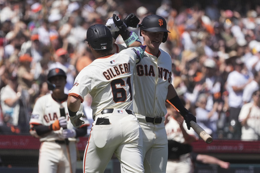 Gigantes vencen a los Rays 7-1 con jonrones de Gilbert y Fitzgerald