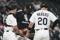 Perez leads Royals to 12-1 rout of White Sox and moves into 3rd place on franchise RBI list
