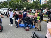 Mujer murió arrollada por un taxi en la autopista Bucaramanga