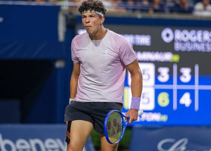 Ben Shelton Reveals Father’s Untold Role in Ending 21-Year American Drought in Toronto Ben Shelton candidly credits his father’s guidance after breaking a 21-year American drought with historic Master