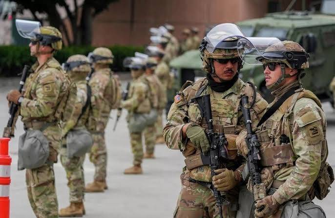El Pentágono planea un despliegue militar en la tercera ciudad más poblada de EE.UU.