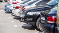 Adiós a aparcar tu coche en estas plazas: la multa de la DGT que te puede caer y no es para broma