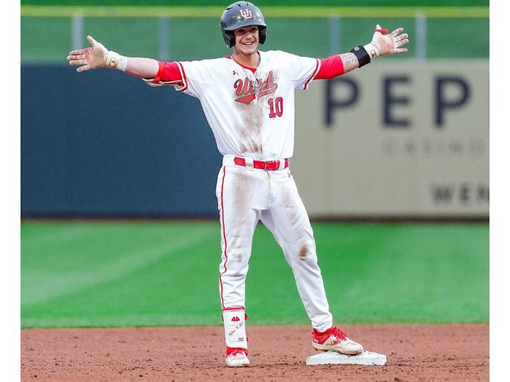 New York Yankees prospect Core Jackson drew swastika on Jewish student's door