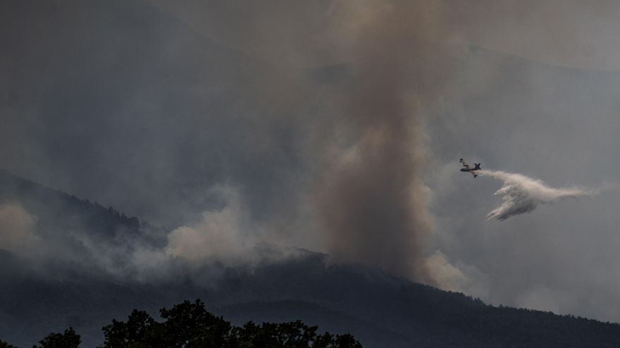 Fotogalería | El incendio de Jarilla desde Baños de Montemayor
