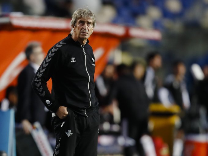 Un autogol de su capitán le costó el invicto al Real Betis de Manuel Pellegrini