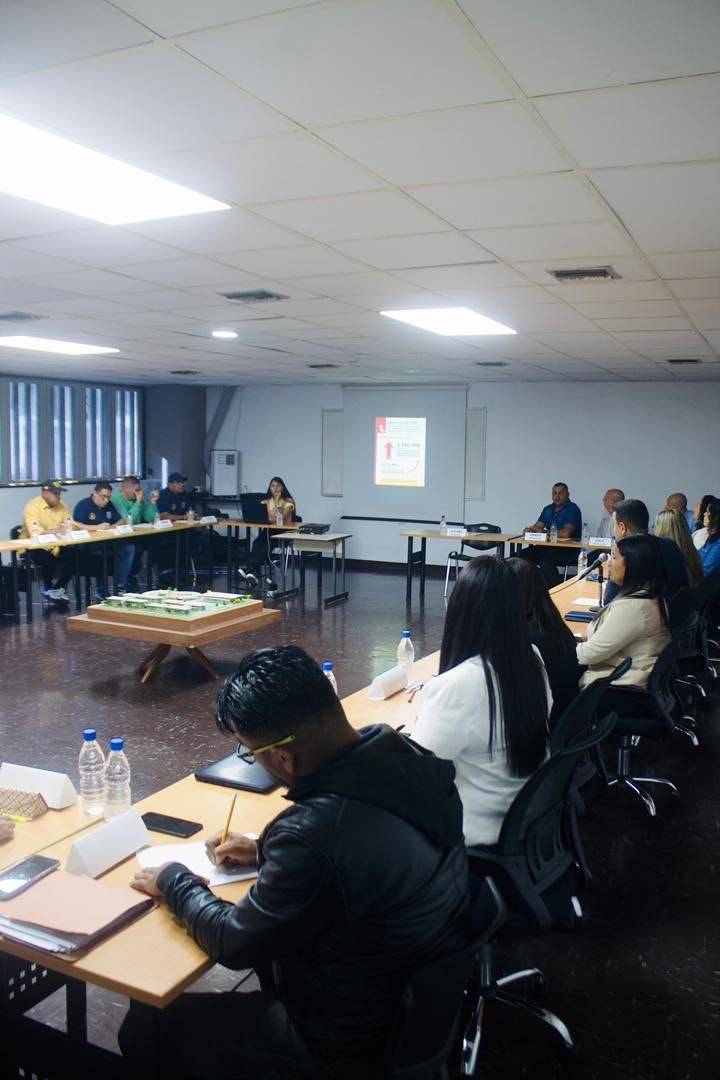 Rehabilitación de más de 300 centros educativos durante las vacaciones