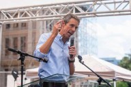 El Paso judge blocks Ken Paxton from taking legal action against Beto O’Rourke’s political group