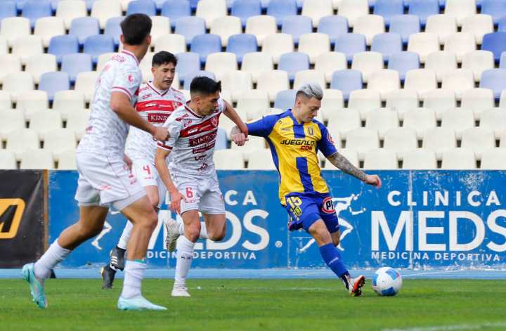 La "Nona" no llora las bajas, invita a que vayan al estadio y habló de su efusivo festejo