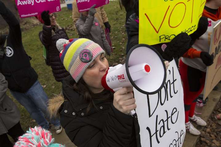 Protests at women’s clinics prompt Grand Rapids to review noise rules