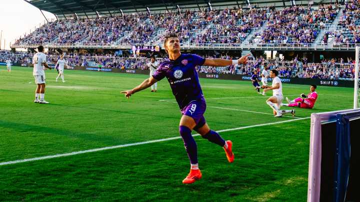 Loucity busca asegurar su pase a los playoffs esta noche