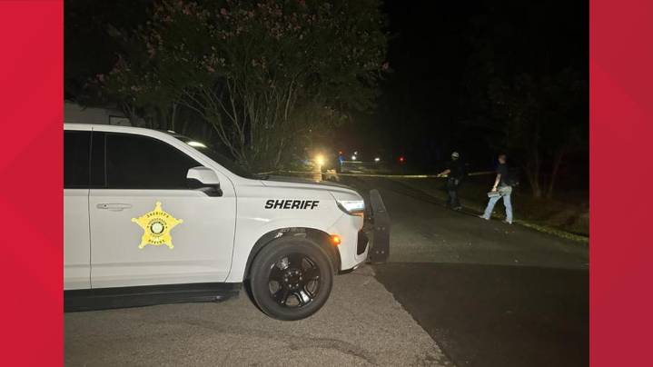SHERIFF: 1 dead in shooting at Westwood Beach near Chandler, suspect considered armed and dangerous
