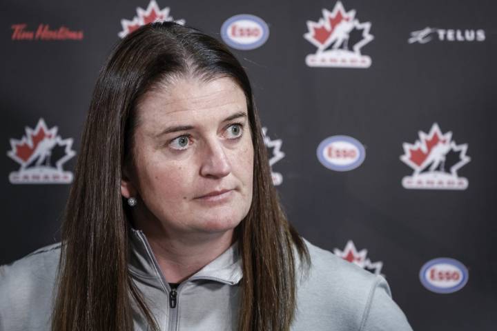 Hannah Miller's international status still in limbo for Canadian women's hockey team