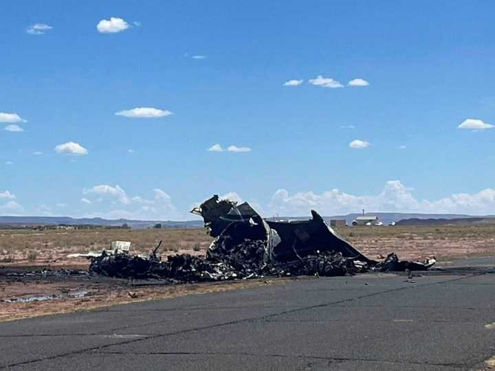 Tragedia aérea en Arizona: un avión ambulancia se estrelló poco después de despegar y murieron cuatro médicos