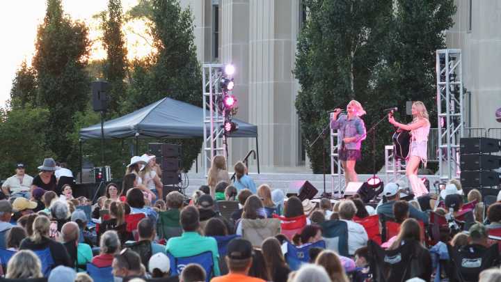 Country duo partners with North Dakota on new song to promote the state