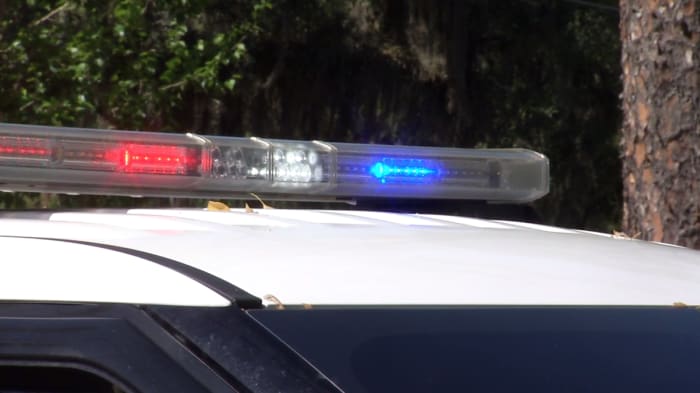 Dad shot trying to stop domestic violence incident between daughter, her boyfriend: JSO
