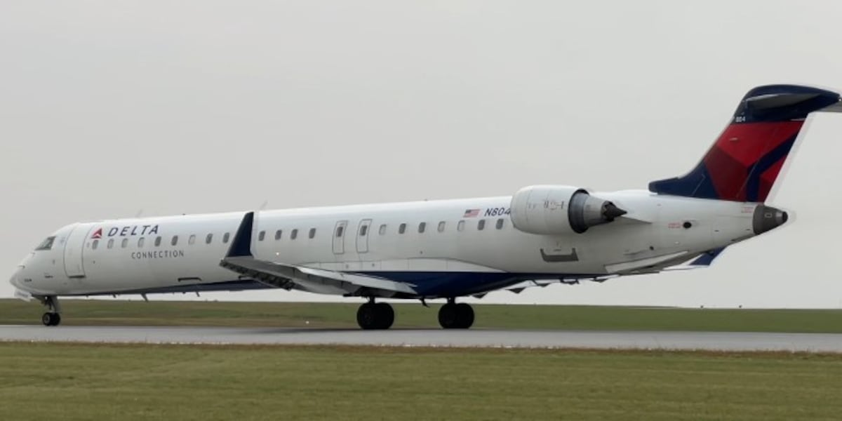 Williston airport officials still working on bringing Phoenix flight