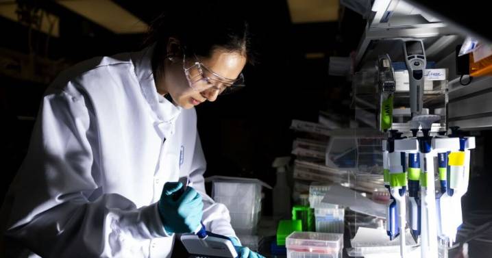 Public health experts dismayed by RFK Jr.'s defunding of mRNA vaccine research