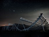 Misterio resuelto: astrónomos descubrieron de dónde vino la onda de radio más potente del espacio