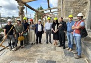 La rehabilitación del pórtico de la iglesia de Luanco estará lista a finales de año