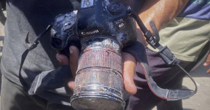 Israel strikes a Gaza hospital twice, killing at least 20, including journalists and rescuers