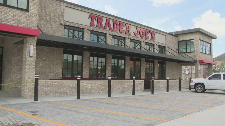 Trader Joe's opens its doors on Tulane Avenue