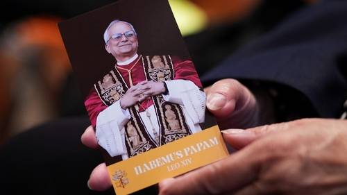 'Chicago Pope Tour': New bus tour shows life of Pope Leo XIV in area, starting at World Famous Holy Name Cathedral