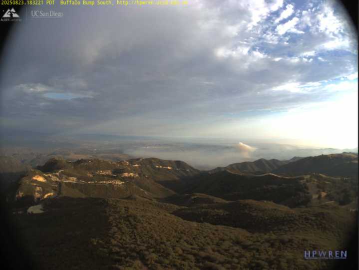 Camp Pendleton brush fire scorches 400 acres in SoCal heat